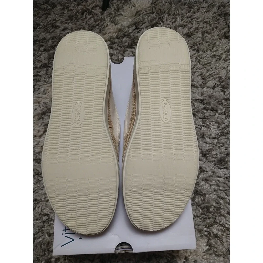 Women's Sonoma Vitalize Ortholite Erase white Slip On Shoe Size 7